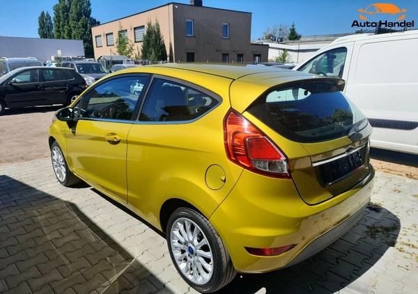 Ford Fiesta cena 24999 przebieg: 122000, rok produkcji 2012 z Brzeg Dolny małe 781